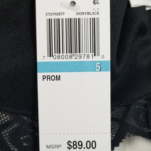 City Studio Lace Crop Top Sequins Sz 5 Black Whimsygoth Statement Club Party Fun - Picture 5 of 8